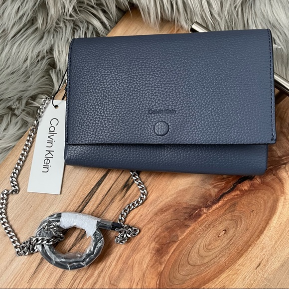 CALVIN KLEIN Wallet with shoulder Strap - Picture 1 of 7